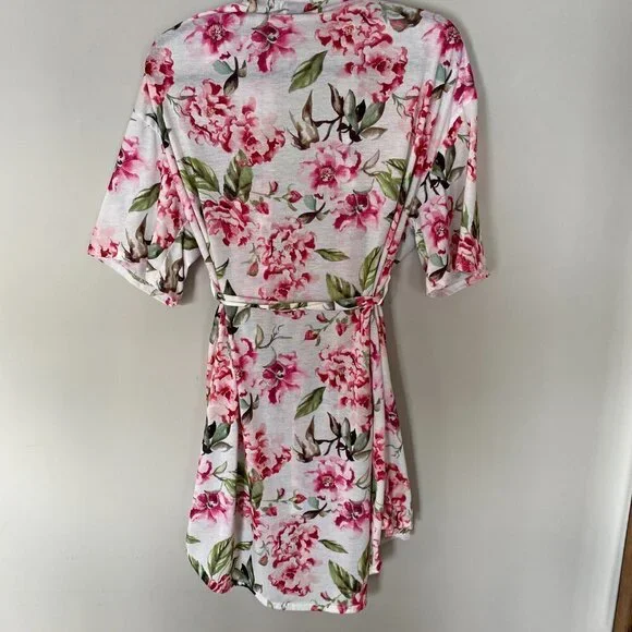 SHOW Me Your MuMu Pink and White Floral Kimono Robe - Picture 2 of 6
